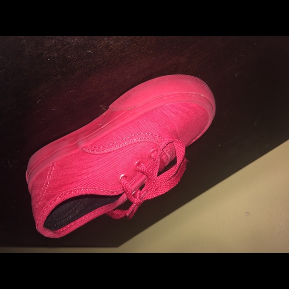 Vans - Picture 2 of 3